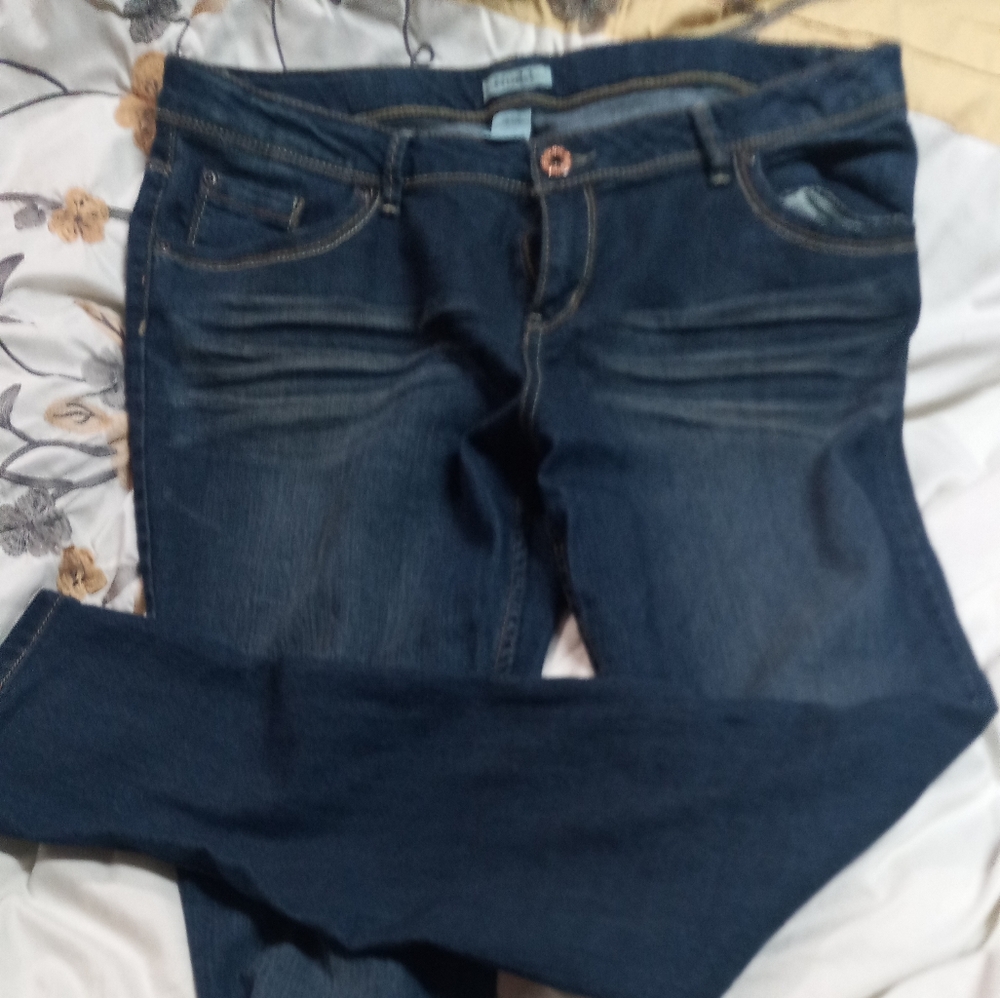 Mudd Jean's 18 1/2